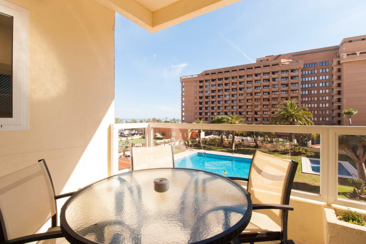 Hotel Apartamento Pyr Fuengirola Private Sunny Pool Side Ngoại thất bức ảnh