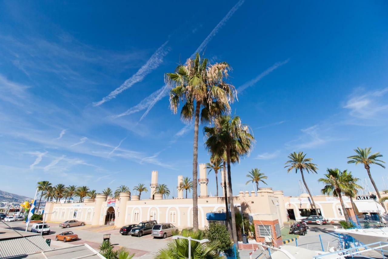 Hotel Apartamento Pyr Fuengirola Private Sunny Pool Side Ngoại thất bức ảnh