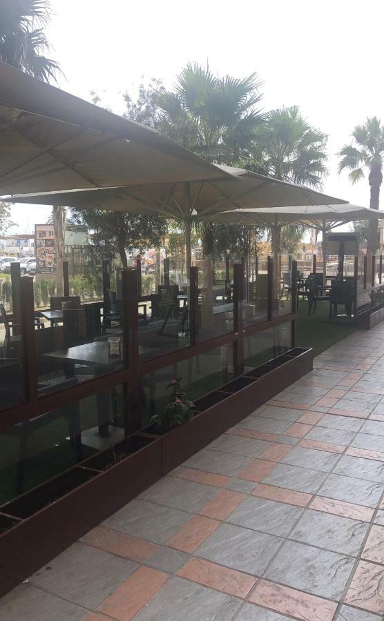Hotel Apartamento Pyr Fuengirola Private Sunny Pool Side Ngoại thất bức ảnh